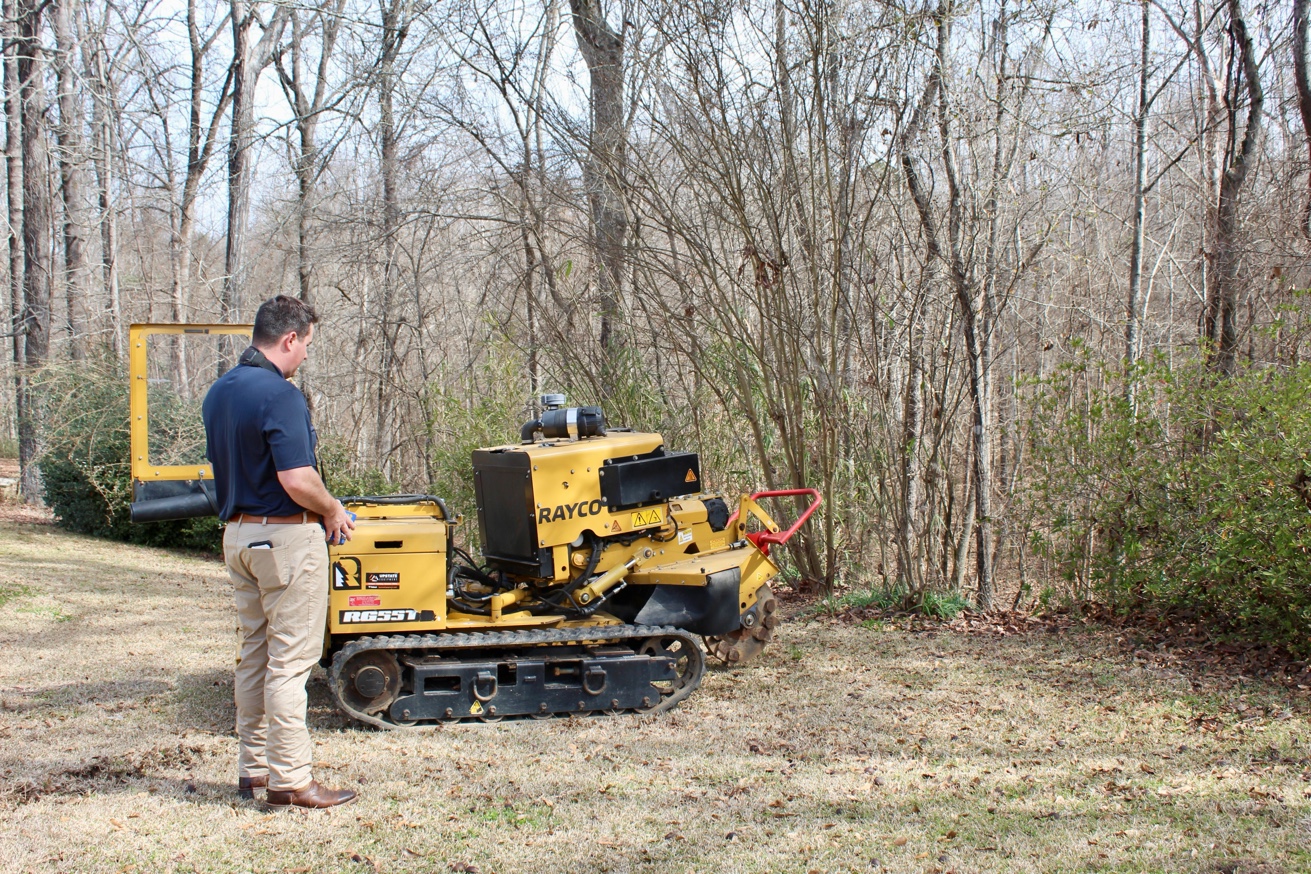 Stump grinding service
